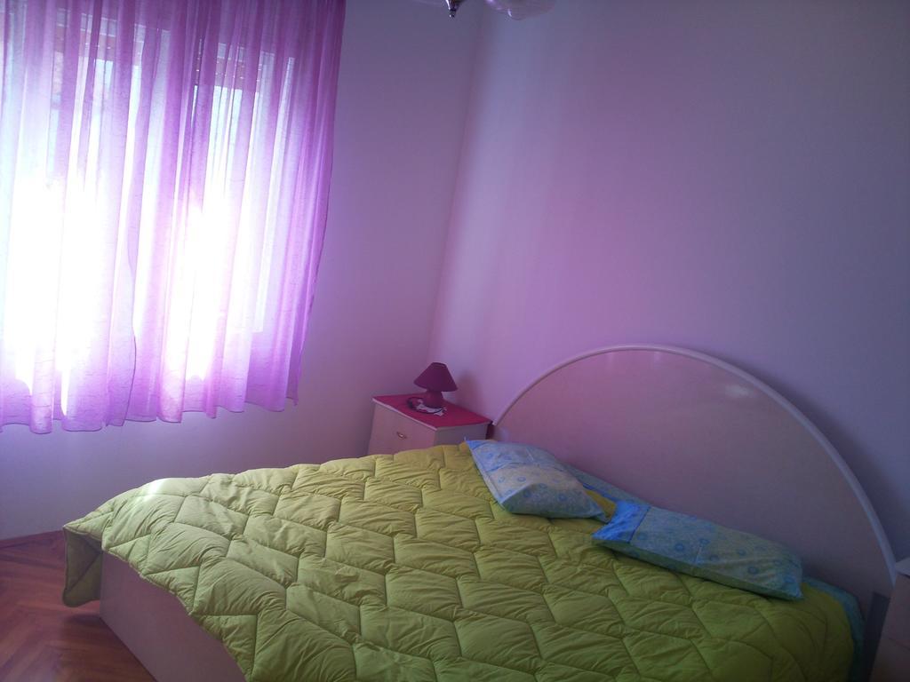 Apartments Cerin Fažana Δωμάτιο φωτογραφία